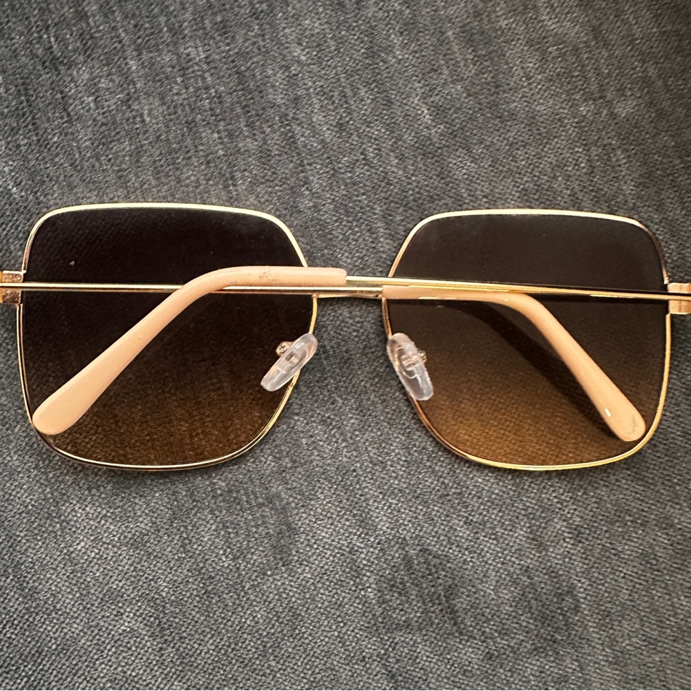 NWT Free People Square Sunglasses reg $25 - Picture 4 of 6
